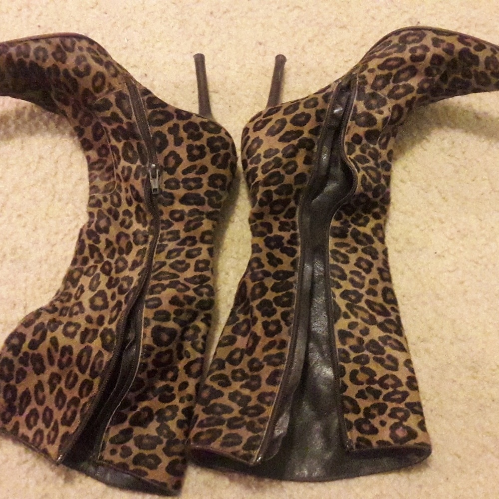 OTP BY DIVINA Vintage cheetah boots